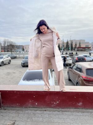 photo_5253581040327004312_y