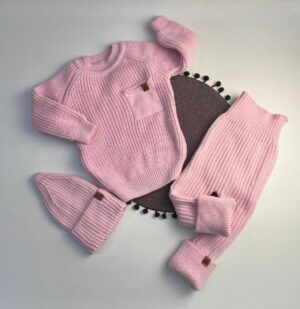 photo_5327992607155621895_y