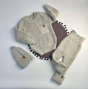 photo_5327992607155621896_y