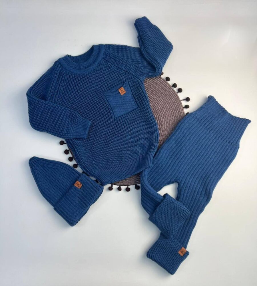 photo_5327992607155621897_y