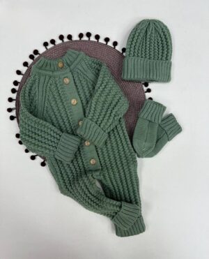 photo_5327992607155621916_y