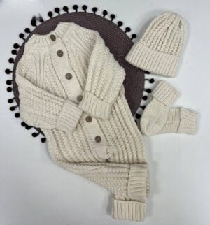 photo_5327992607155621918_y