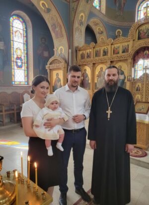 photo_5334660823055535337_y