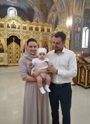 photo_5334660823055535342_y